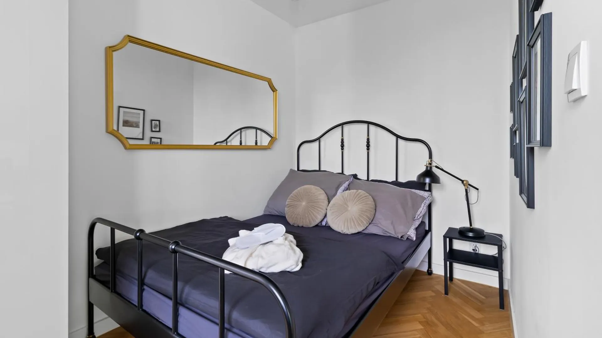Studio Muranow II By Esteum Host Apartment Warsaw 0*,  Poland