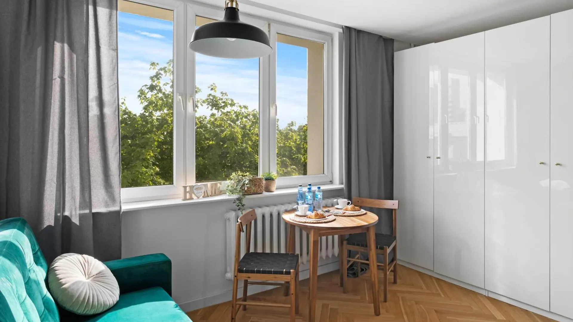 Studio Muranow II By Esteum Host Apartment Warsaw